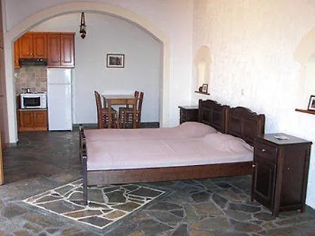 Niriides Studios Armenistis  Room photo